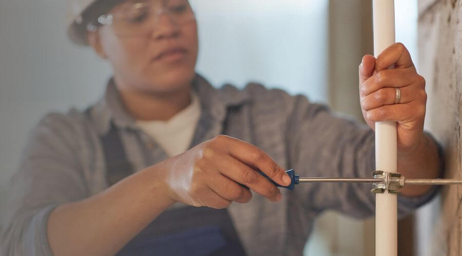 Professional bathroom faucet installation in Sontag, MS